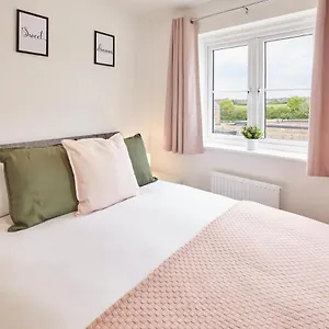 Host & - Bay Holiday home