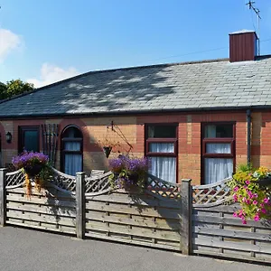 4 Eldin Hall Holiday home